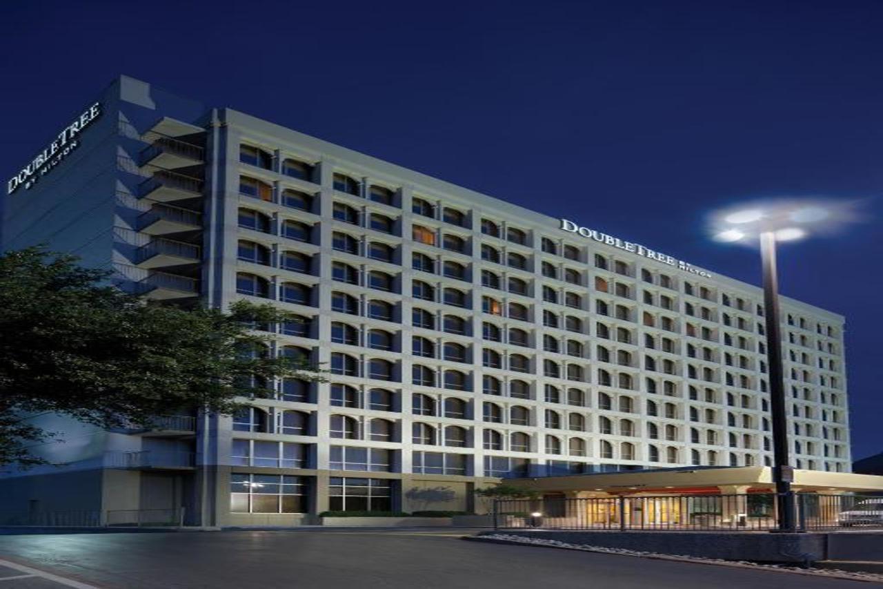 Doubletree By Hilton Dallas Market Center Eksteriør bilde