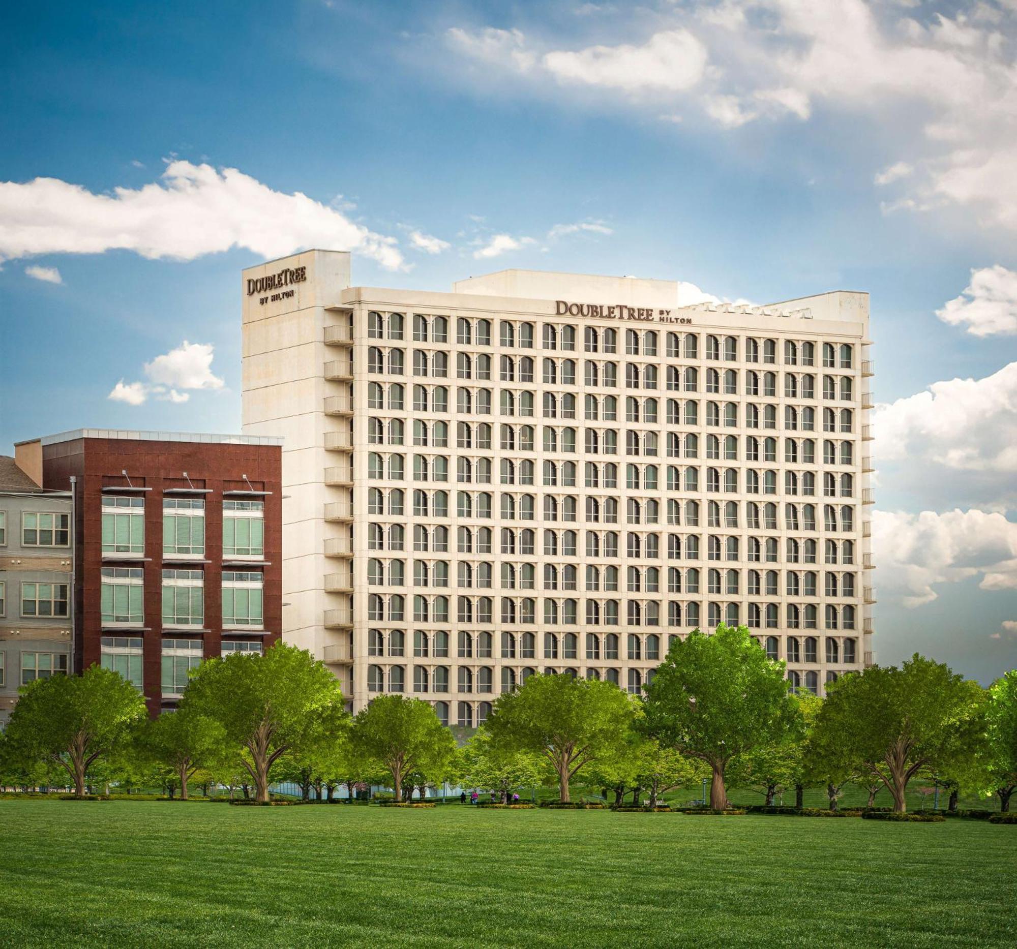 Doubletree By Hilton Dallas Market Center Eksteriør bilde