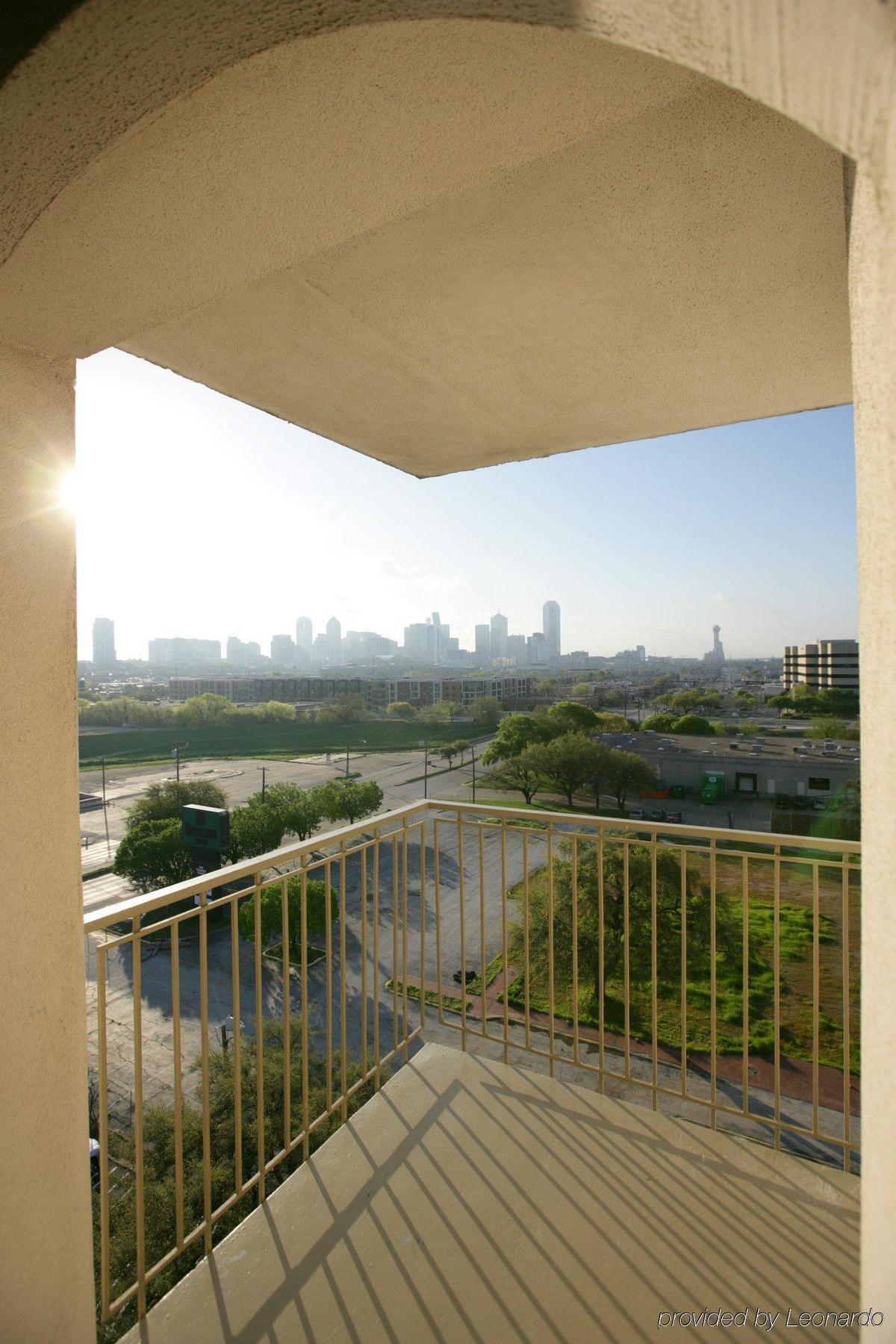 Doubletree By Hilton Dallas Market Center Rom bilde